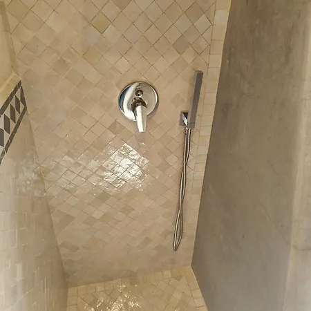 Riad Al Nubala-2